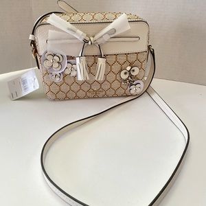 NWT Kate Spade Hayes Bee Embellishment Crossbody